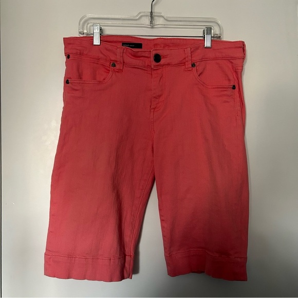 Kut From The Kloth Pink ‘Natalie’ Denim Bermuda Shorts - Picture 3 of 15
